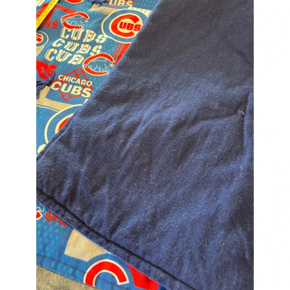 Chicago Cubs MLB Hand Tied Quilt Fleece Lined Blanket Blue Red 52x32